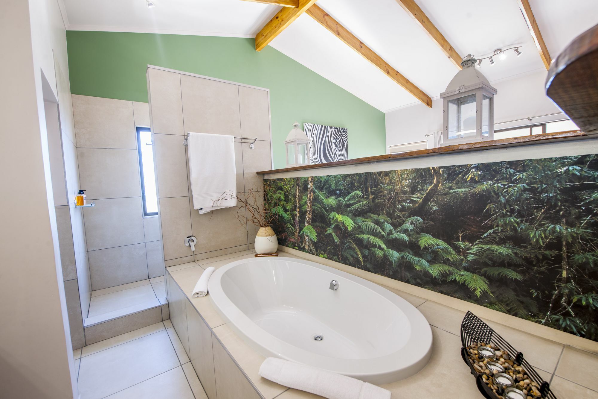 Elephant Hide Of Guest Lodge