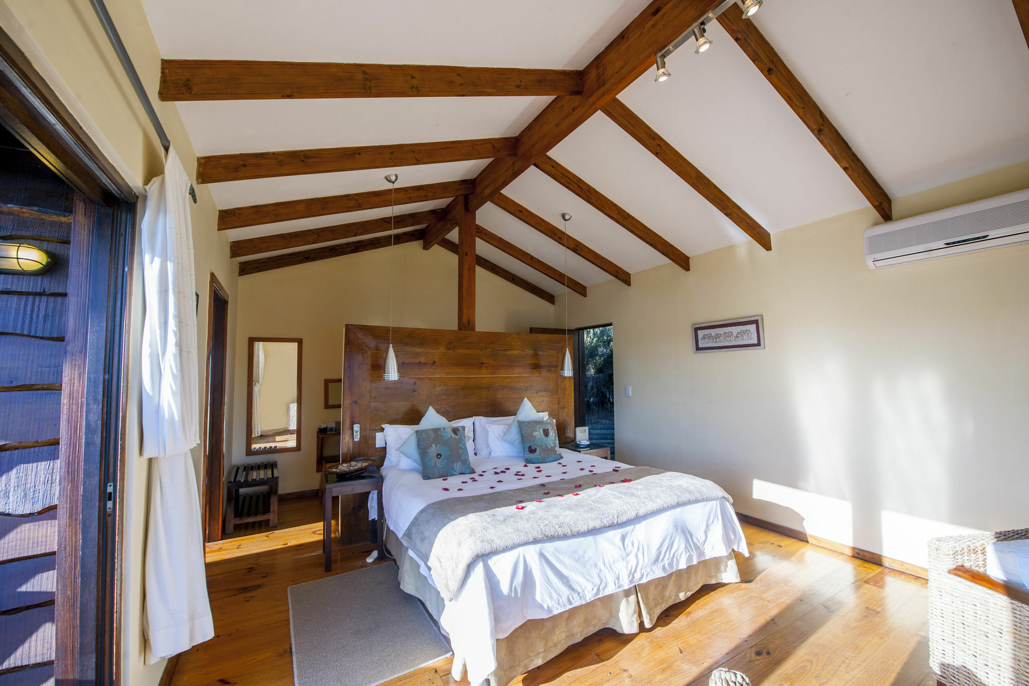 Elephant Hide Of Guest Lodge